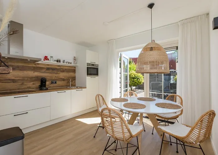 Welcome In - Sfeervolle Wakantiewoning Met Tuin, Dichtbij Strand En Centrum - Brouwersbuurt 23A
